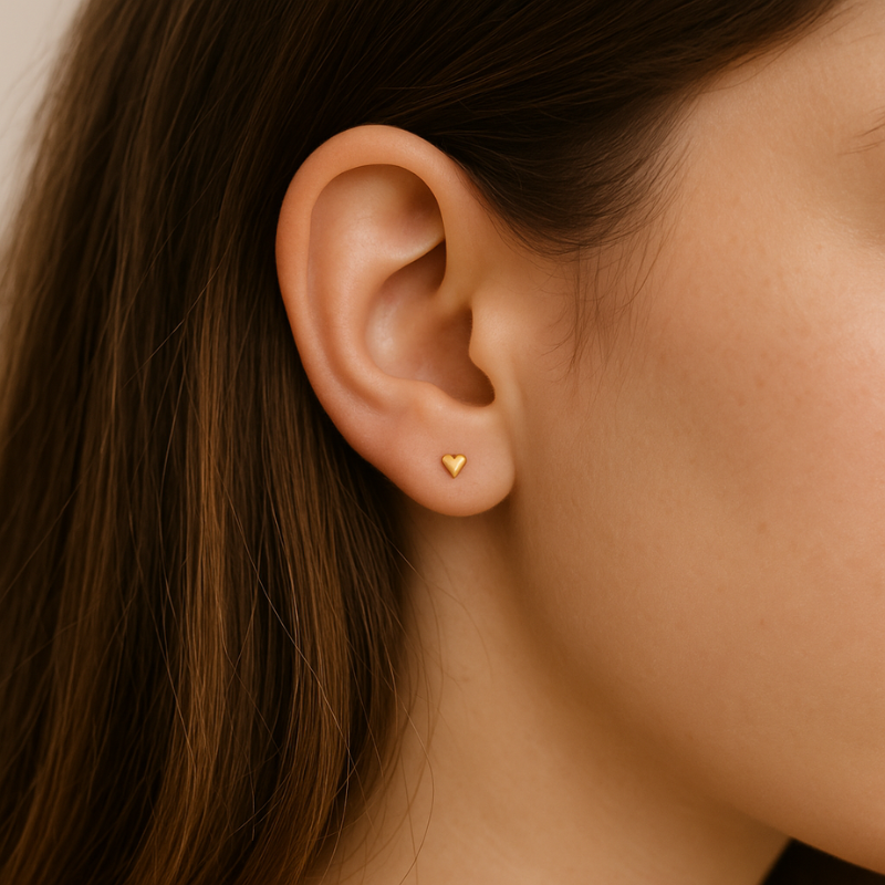 Piercing tragus coeur plein en or jaune