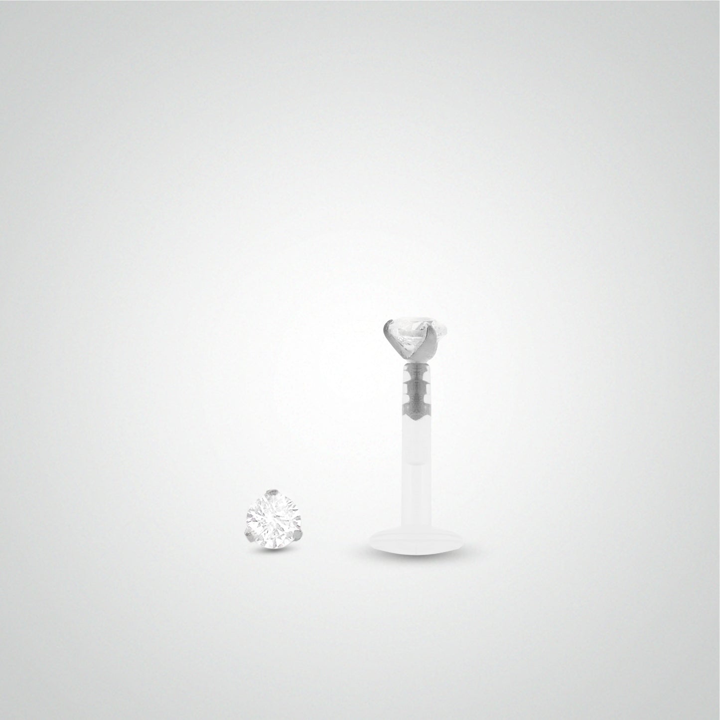 Piercing anti-helix diamant 0,05 carats en or blanc