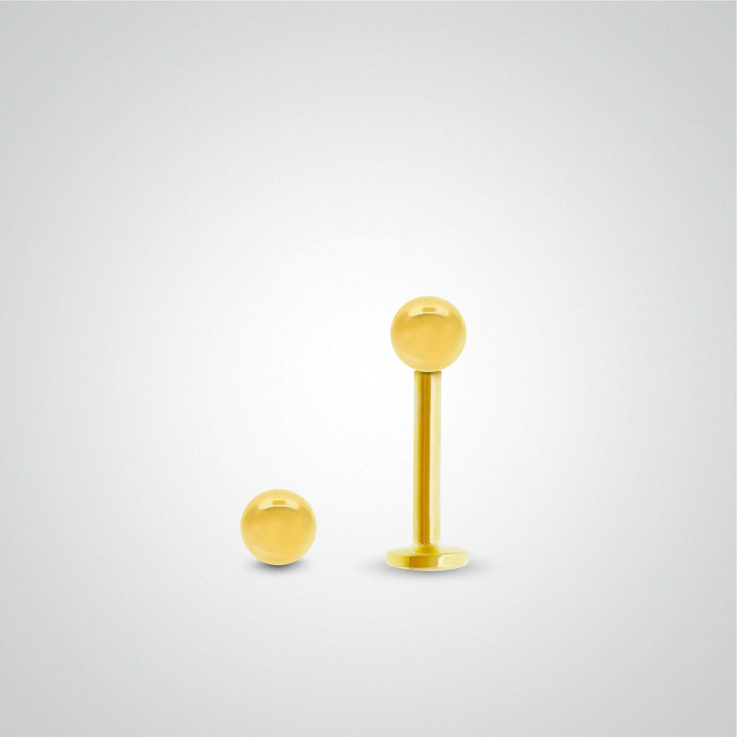 Piercing conch avec boule en or jaune