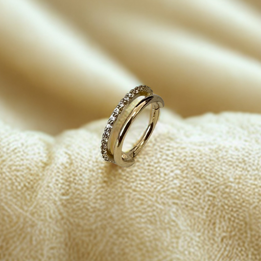 Double anneau clicker or jaune 18K et cristaux premium