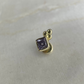 Piercing oreille en or jaune avec avec oxyde de zirconium violet