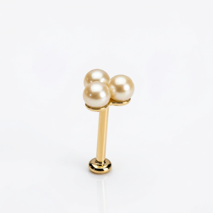 Piercing trio de perles en or jaune 18 carats avec labret vissable pour tragus, hélix, flat, conch et lobe.