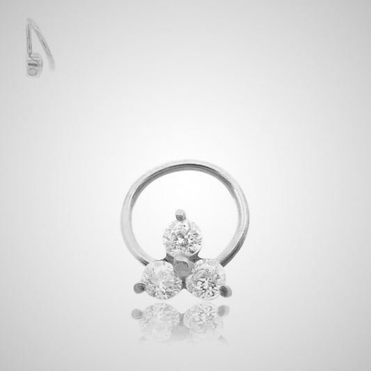Piercing micro anneau or blanc avec trèfle et brillant