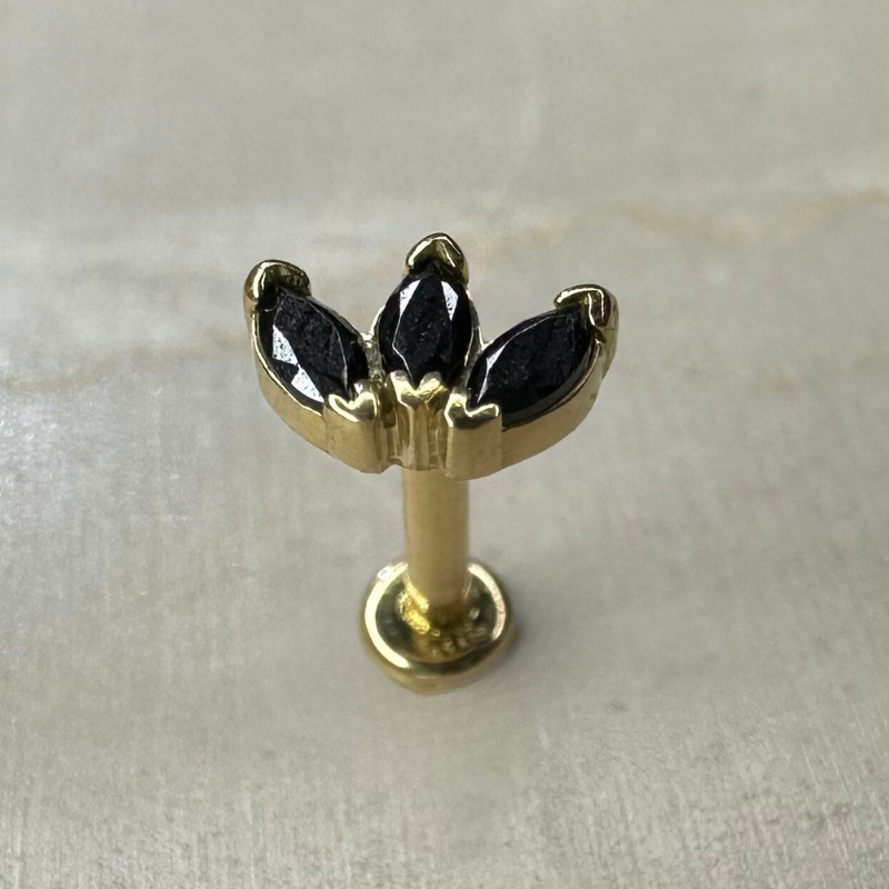 Piercing oreille or jaune 18 carats Orphéa noir