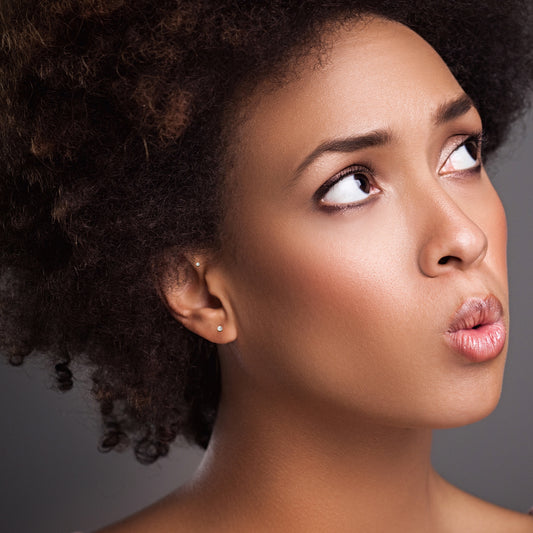 Boucle d’oreille or blanc 18 carats – diamant 0,03 carat