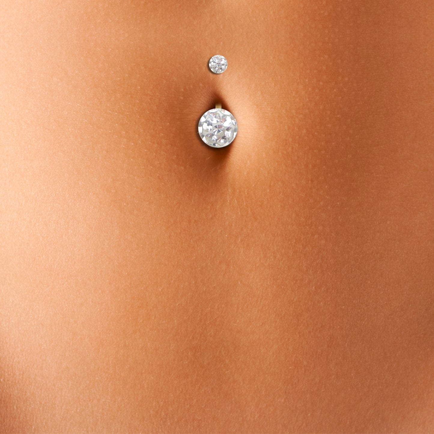 Mise en situation Piercing de nombril brillant